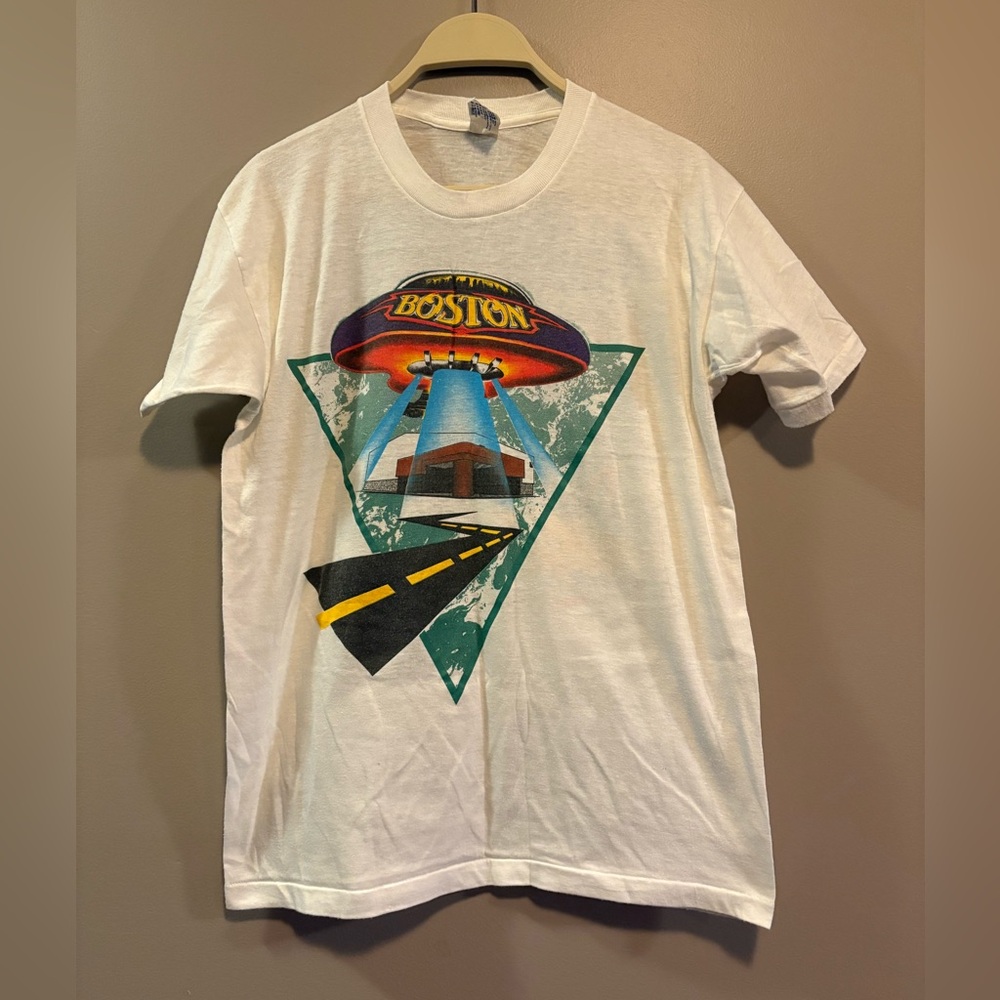 Boston White Short Sleeve Tee with Geometric Graphic